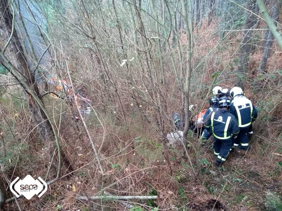 Fotos Un Herido Al Incendiarse Su Coche Tras Salirse De La A En